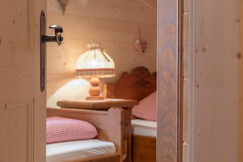 Oetztal Chalet Sautens Room photo