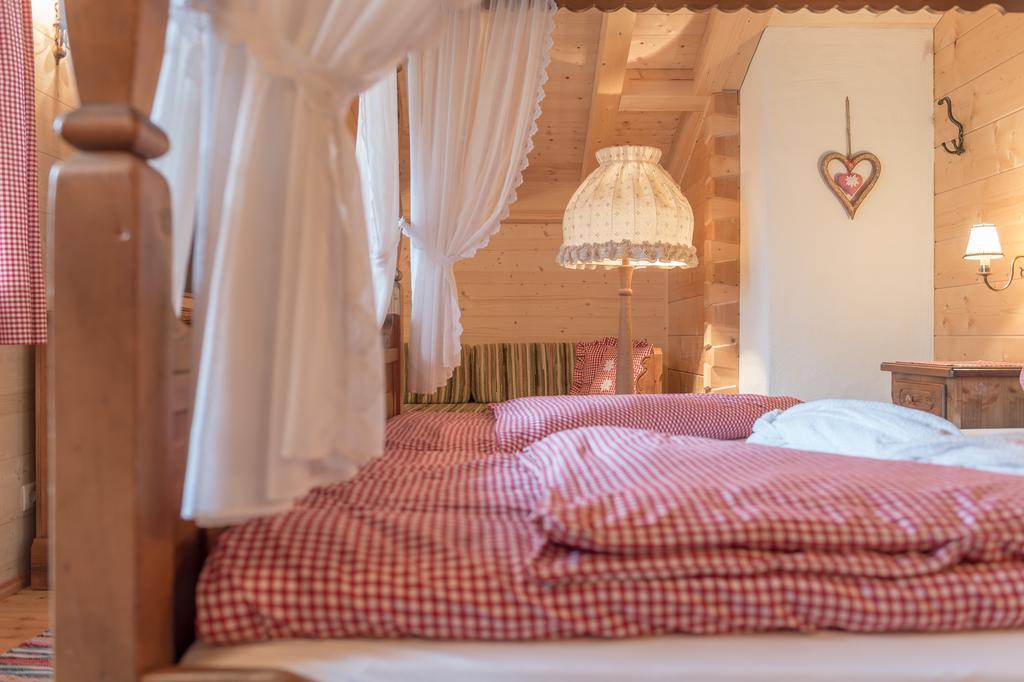 Oetztal Chalet Sautens Room photo